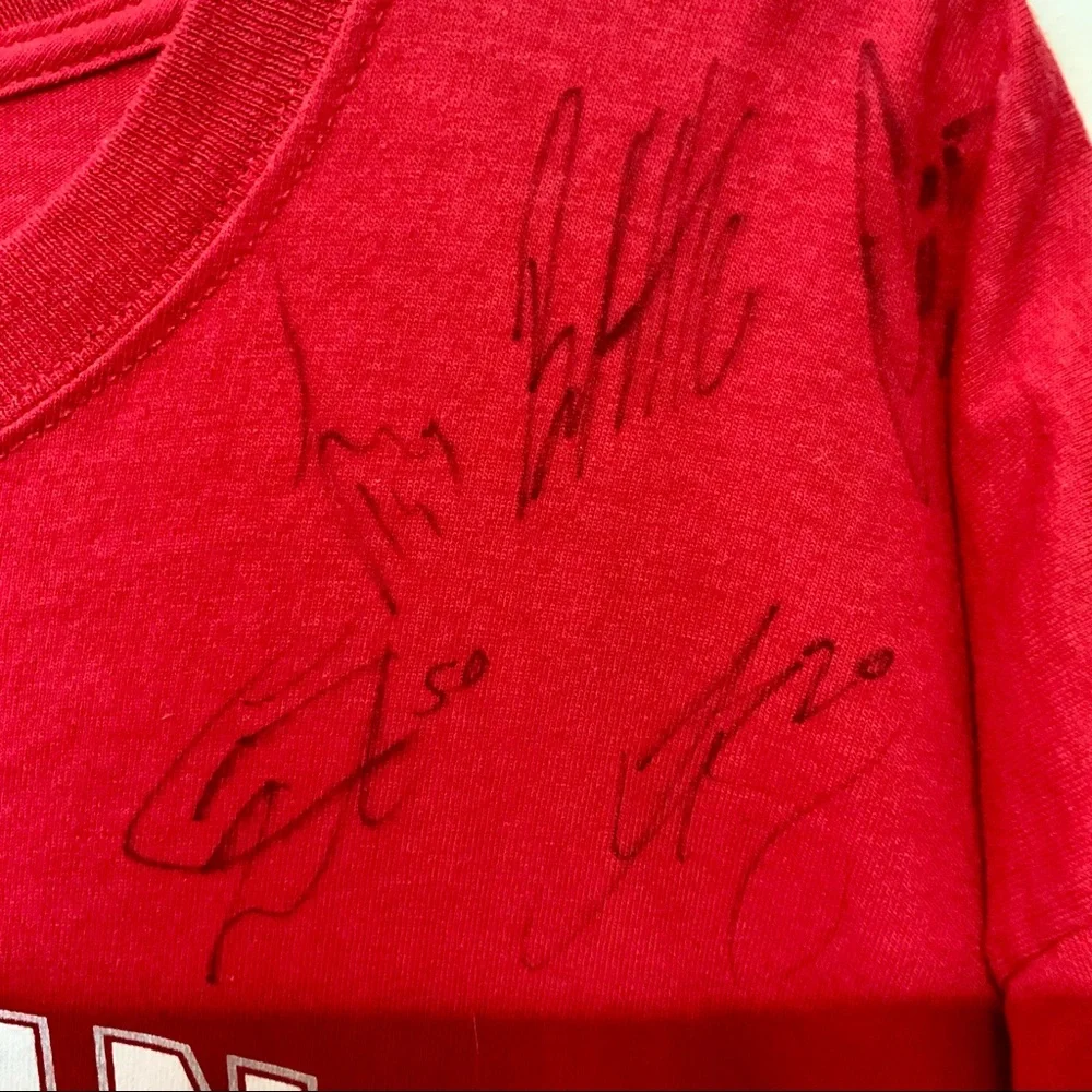 Carolina Hurricanes Signed T-shirt XL - Picture 7 of 7